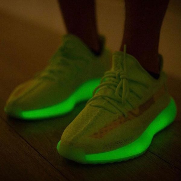 Yeezy Boost 350 V2 Glow In The Dark Green EG5293-5